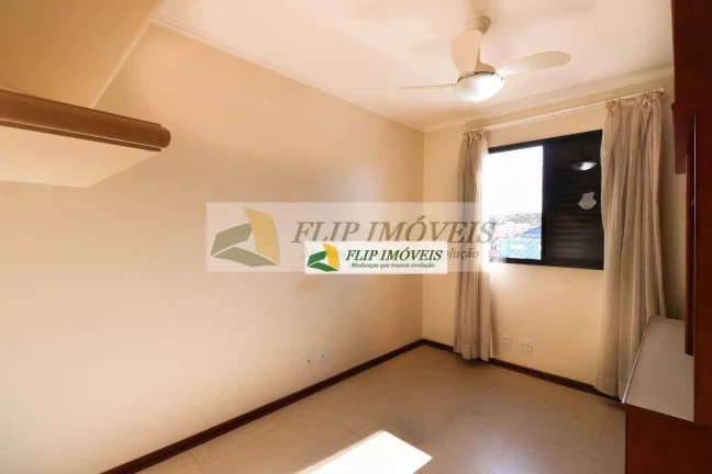 Imagem More em um apartamento com 107 m² com 3 quartos 2 garagens paralelas no miolo Cambuí - Campinas - SP