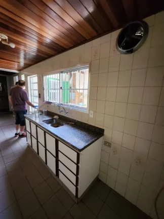 Imagem VENDO LINDO SOBRADO COM 03 DORMITÓRIOS NO RESIDENCIAL INGAI!