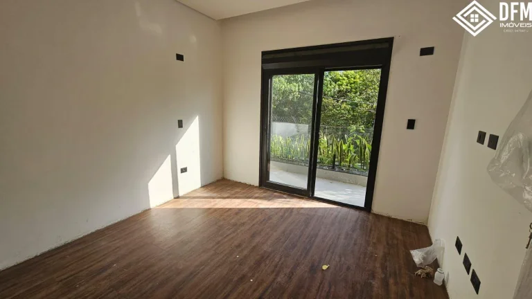 Imagem Sobrado com 3 Dormitorio(s) localizado(a) no bairro Cézar de Souza em Mogi das Cruzes / Mato Grosso do Sul Ref.:DE179