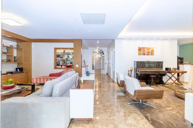 Imagem Casa com 5 Quartos à Venda, 632 m² em Jardim Prudência - São Paulo