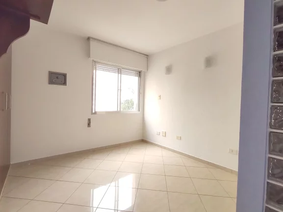 Imagem Apartamento No Jardim Paulista, 2 Dormitórios ( 1 suíte), 1 vaga de garagem ( prédio com manobrista e portaria 24hs). Excelente Localização