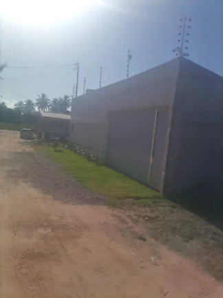 Imagem Casa à venda no Mosqueiro: 2 quartos, suíte, 4 vagas de garagem - Imperdível