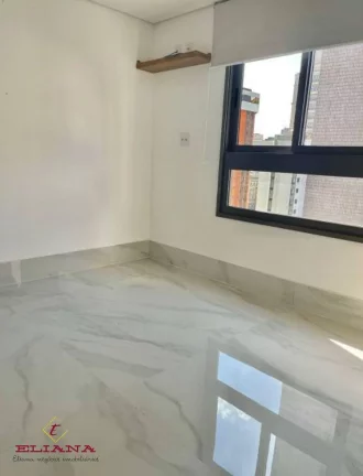 Imagem Cobertura em São Paulo, Vila Nova Conceição, com 2 quartos, 160m²