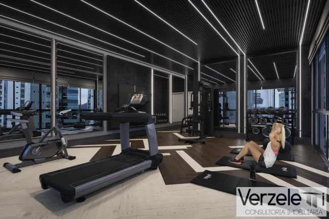 Imagem Apartamento 4 ou + dormitórios para Venda em Balneário Camboriú / SC no bairro Centro