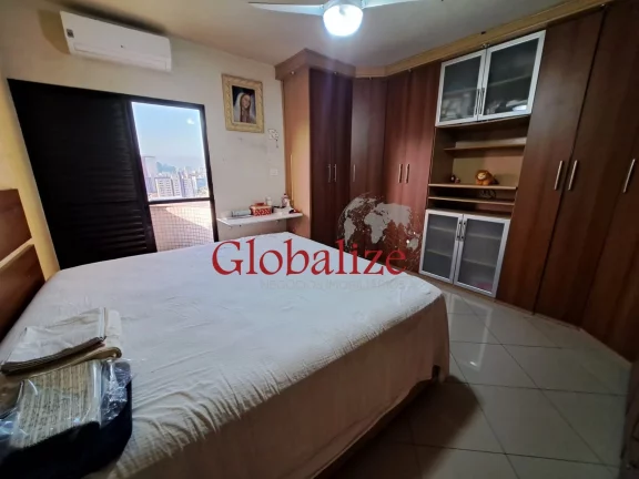 Imagem Cobertura à venda com 4 dormitórios no Gonzaga em Santos por R$ 2.800.000,00