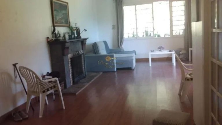 Imagem Casa para Venda em Teresópolis / RJ no bairro Golfe