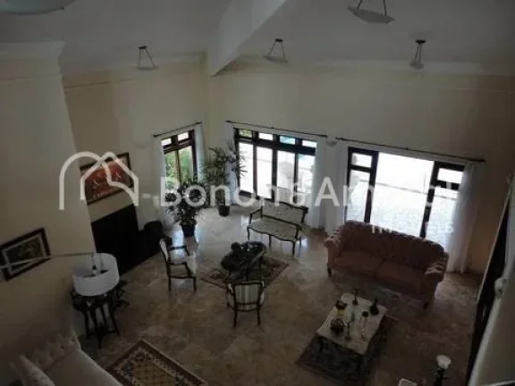 Imagem Lindo sobrado com fino acabamento. Piso superior: 3 suítes, (1 com closet e hidro), piso assoalho d...