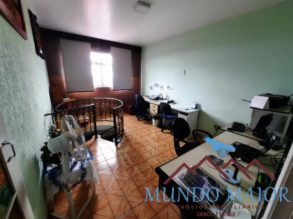 Imagem Casa com 4 vagas e 3 dormitorios 1 suite master e lavabo -Vila Suissa !!!!