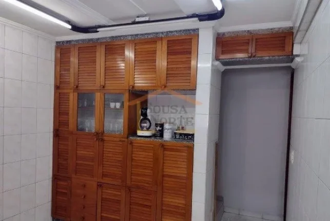 Imagem Imóvel Comercial ou Residencial.
Sobrado 3 dormitórios, 2 banheiros, sala 2 ambientes, cozinha com...