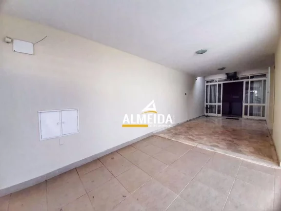 Imagem Casa com 4 dormitórios à venda, 218 m² por R$ 800.000,00 - Centro - Rio Claro/SP