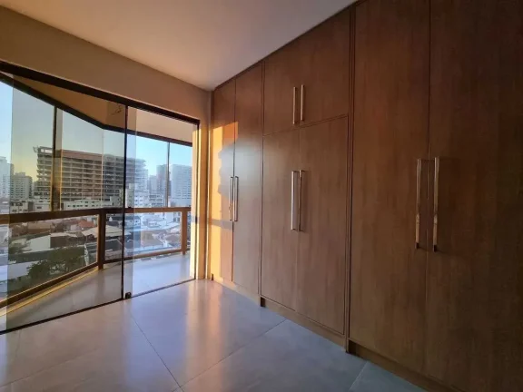Imagem Apartamento com 4 dormitórios sendo 1 suíte e 1 vaga no Centro de Itajaí