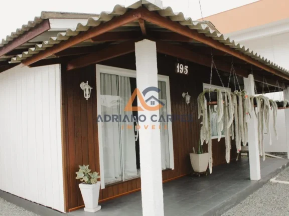 Imagem Casa com 04 quartos, no bairro Gravatá de Penha, Adriano Carpes Imóveis Vende
