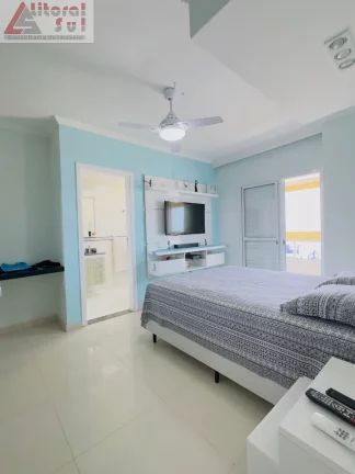 Imagem Apartamento 03 suites, alto padrão, 02 vagas de garagem privativas 156 m2 de frente para o mar, área total 233 m2 e vista total para o mar,