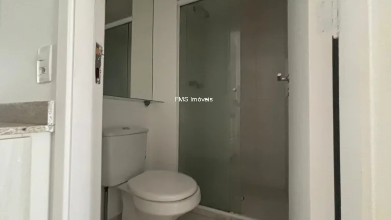 Imagem Apartamento para locação na Consolação, São Paulo-SP: 1 quarto, 1 sala, 1 banheiro, 1 vaga de garagem, 50m² de área.