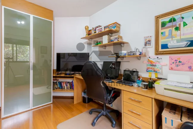 Imagem Apartamento em Perdizes com 3 quartos (1 suíte) e 2 vagas, 155m².