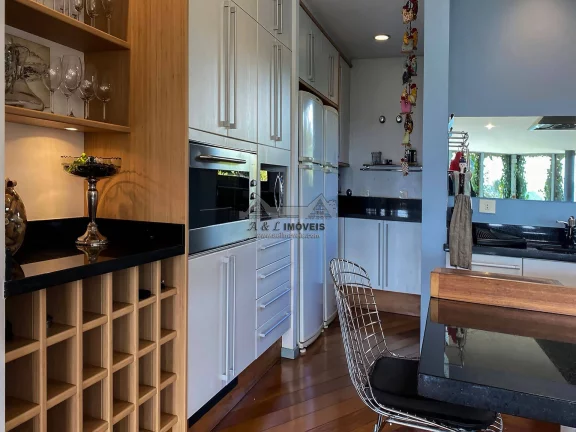Imagem Casa à venda em Campos do Jordão – Com Vista exuberante da natureza