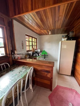 Imagem Chácara para Venda em Limeira, Bairro dos Pires, 2 dormitórios, 2 banheiros, 3 vagas