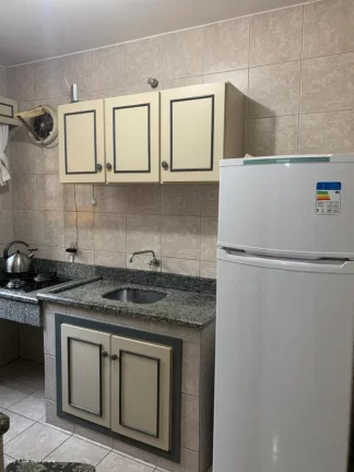 Imagem Casa para Temporada em Itapema, meia praia, 3 dormitórios, 2 banheiros, 3 vagas