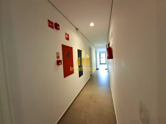 Imagem Oportunidade para investidor que busca renda imediata e baixo esforço operacional.

Studio no 8º p...