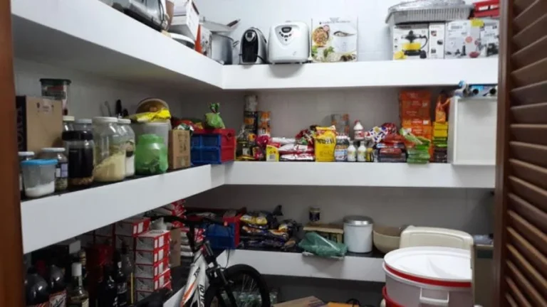 Imagem Casa para Venda por R$1.600.000,00 com 250m², 3 dormitórios, 1 suite e 3 vagas - Ponte rasa, São paulo / SP - Cód. BDI35581