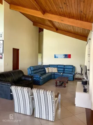 Imagem Maravilhosa Chacara na cidade de Atibaia - 3 dormitórios, piscina, espaço gourmet e 1000m² de terreno.