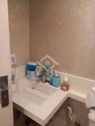 Imagem Cobertura Linear de 2 Quartos para Venda em Niterói com 155 m²