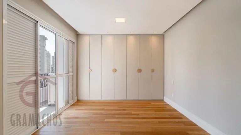 Imagem Apartamento à Venda, 130m² na Vila Nova Conceição, São Paulo/SP