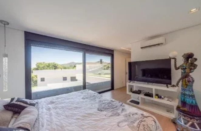 Imagem Casa em Condomínio com 5 dormitórios sendo 4 suites 340m²,