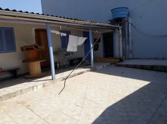 Imagem Casa com 3 quartos, 384m², à venda em Torres, centro