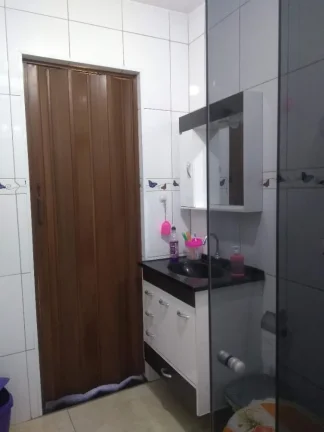 Imagem Sobrado para Venda por R$900.000,00 com 345m², 4 dormitórios, 5 vagas e 3 banheiros - parque guarani, São paulo / SP - Cód. BDI28437