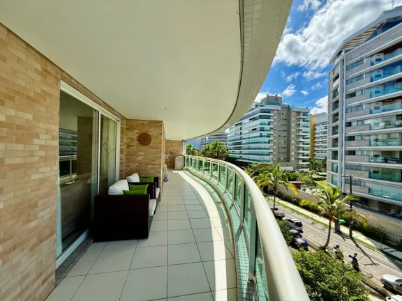 Imagem Imperdível apartamento à venda na Riviera de São Lourenço Módulo 07: 3 quartos, 3 suítes, 2 salas, 2 vagas de garagem!