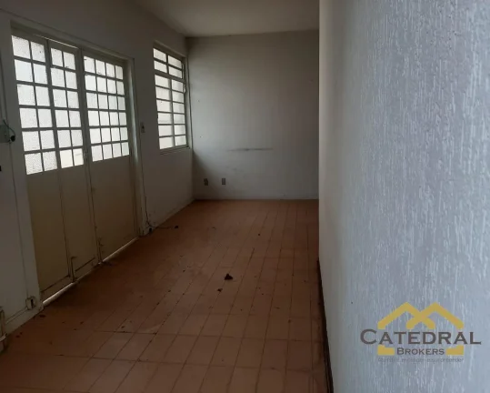 Imagem Prédio Comercial na Vila Arens