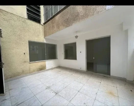 Imagem Apartamento tipo casa na avenida Atlantica pé na areia