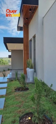 Imagem Casa de luxo em condomínio: 3 suítes, 4 vagas na cidade de Ribeirão Preto-SP, Jardim Valencia - 186m².