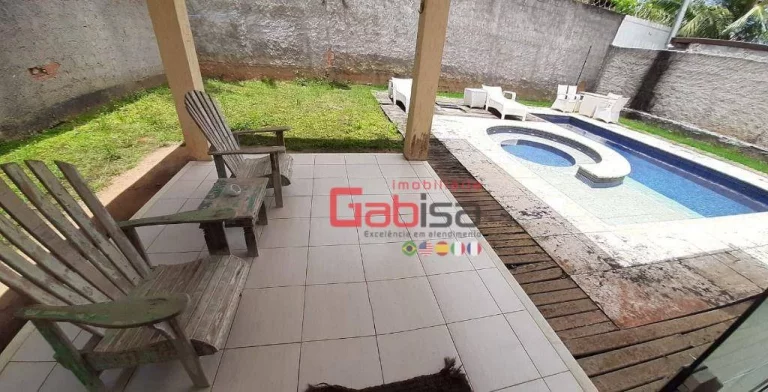 Imagem Casa com 4 dormitórios à venda, 300 m² por R$ 1.700.000 - Ferradura - Armação dos Búzios/RJ