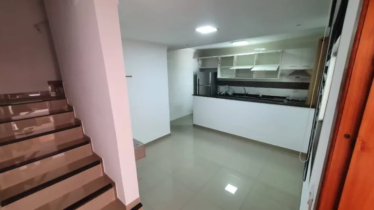 Imagem Casa com 2 dormitórios à venda, 76 m² por R$ 390.000 - Vila Suíça - Santo André/SP