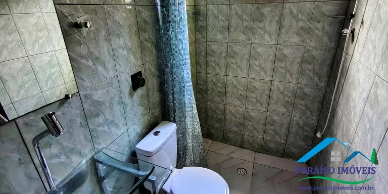 Imagem Oportunidade Única! Casa com 3 Quartos, Garagem Coberta e Ótima Localização
