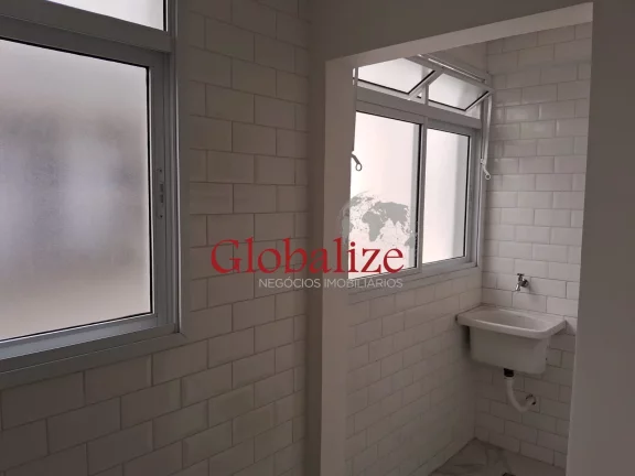Imagem Casa Sobreposta Alta em Santos no bairro do Embaré próximo a Aparecida com piscina por R$ 1.450.000,00.