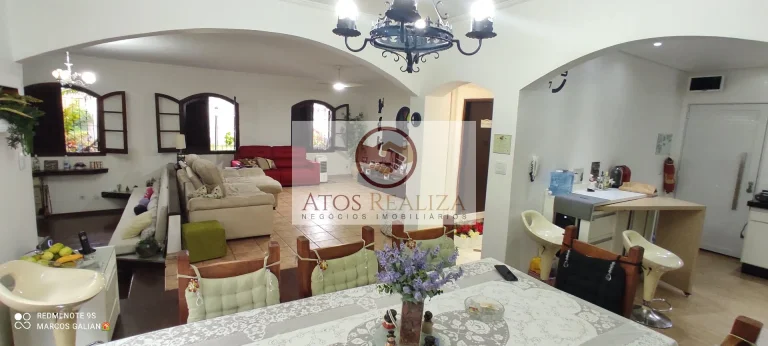 Imagem Casa Térrea em Jardim Santa Helena: 4 Dormitórios à Venda