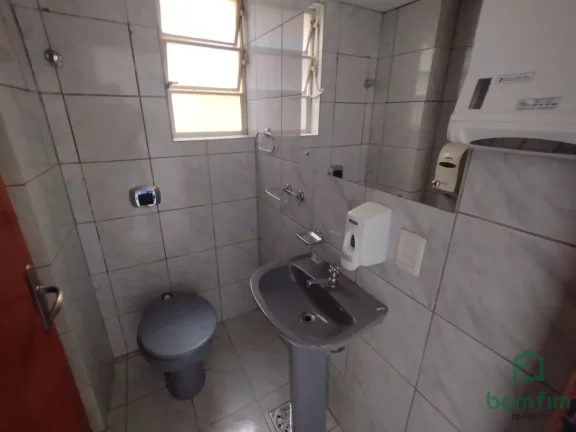 Imagem Alugo apto 1 dorm. mobiliado, em frente a Santa Casa - Bairro Bom Fim - Porto Alegre/RS.