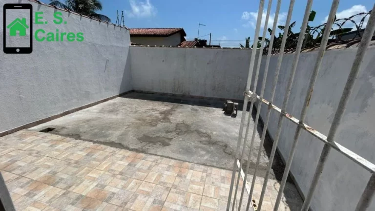 Imagem Oportunidade em Itanhaém  Sobrado a apenas 700m da praia