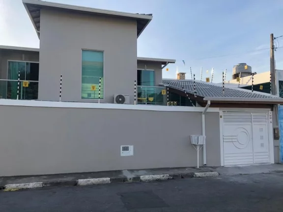 Imagem Sobrado com 2 dormitórios à venda, 120 m² por R$ 480.000,00 - Jardim Estela - Poá/SP