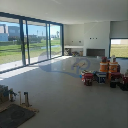Imagem Casa á venda com 4 suítes no Engenho Velho em Torres/RS