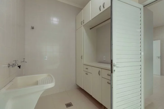 Imagem Casa com 4 dormitórios à venda no Alphaville Campinas/SP