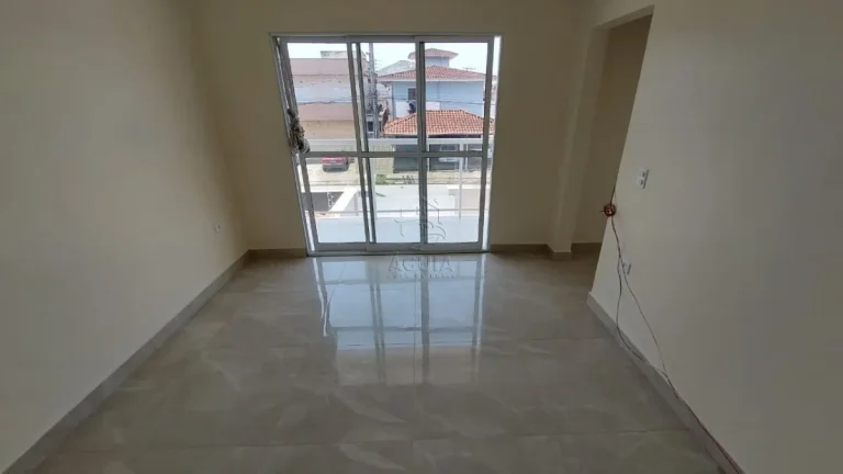 Imagem Casa nova com 3 suítes no centro de Ubatuba!