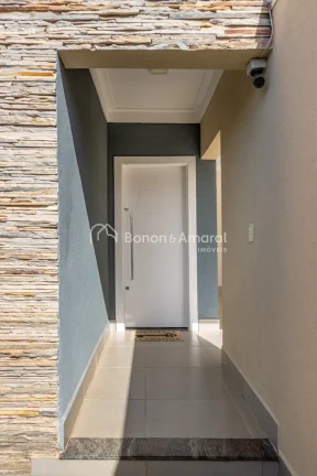 Imagem Maravilhoso sobrado com 404 m² de área construída, sendo 03 suítes com ar condicionado(uma no pi...