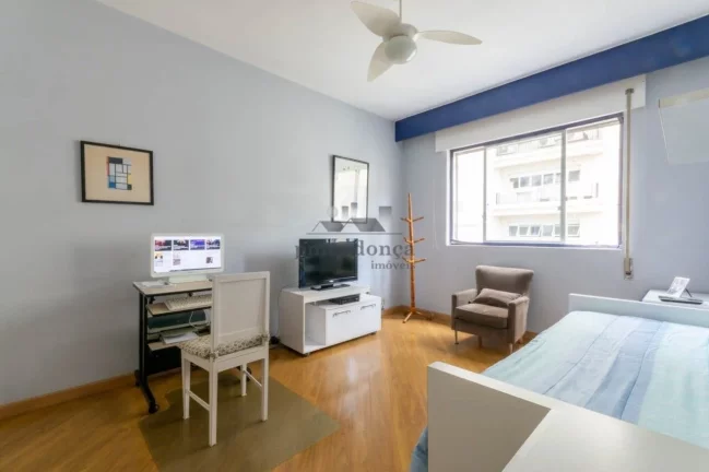Imagem Apartamento à venda em Higienópolis com 4 suítes e 3 vagas, 300m2
