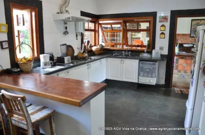 Imagem Casa à venda, 450 m² por R$ 1.950.000,00 - Granja Viana - Carapicuíba/SP