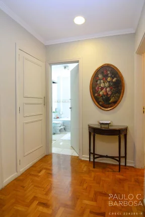 Imagem Santa Cecilia Venda - 2 Dormitórios (1 Suíte) - 2 Vagas - 210m²