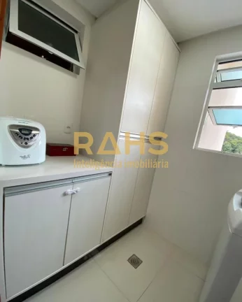 Imagem Apartamento Semimobiliado com 2 Quartos sendo 1 Suíte com Closet no Santo Antônio. Imóvel muito b...